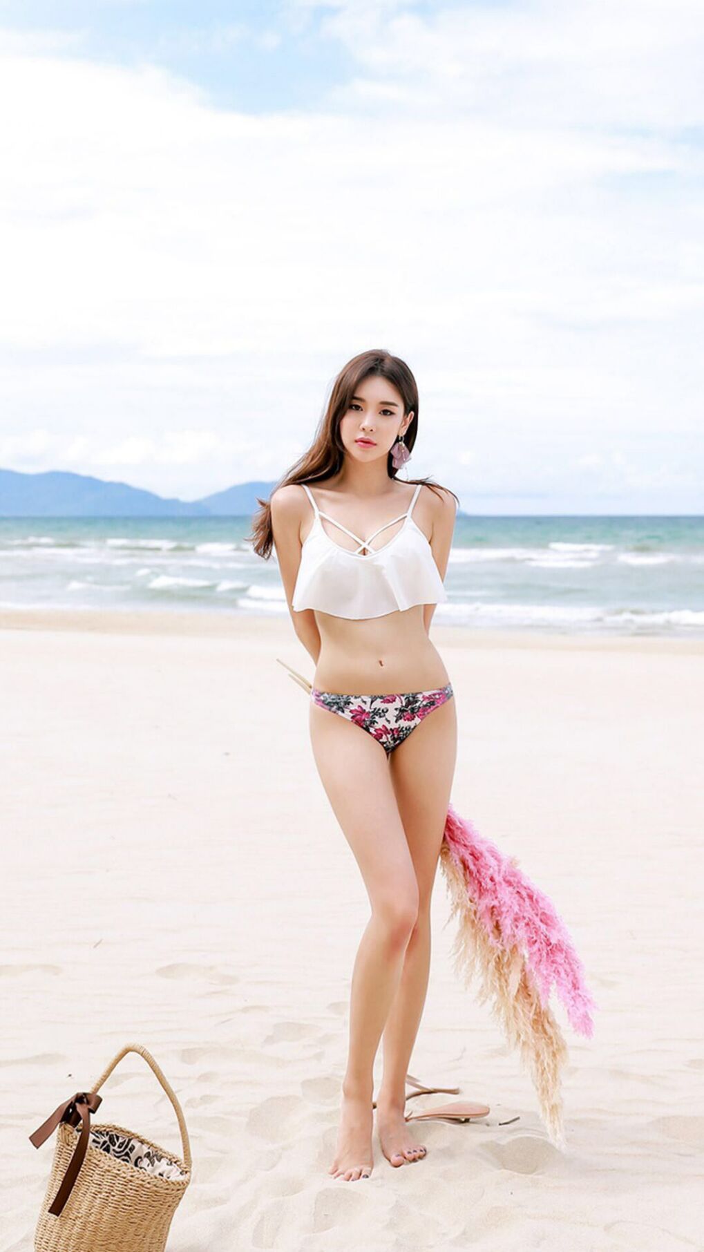 _湖人迎来反弹，逐步走出低谷_，湖人遭逆转