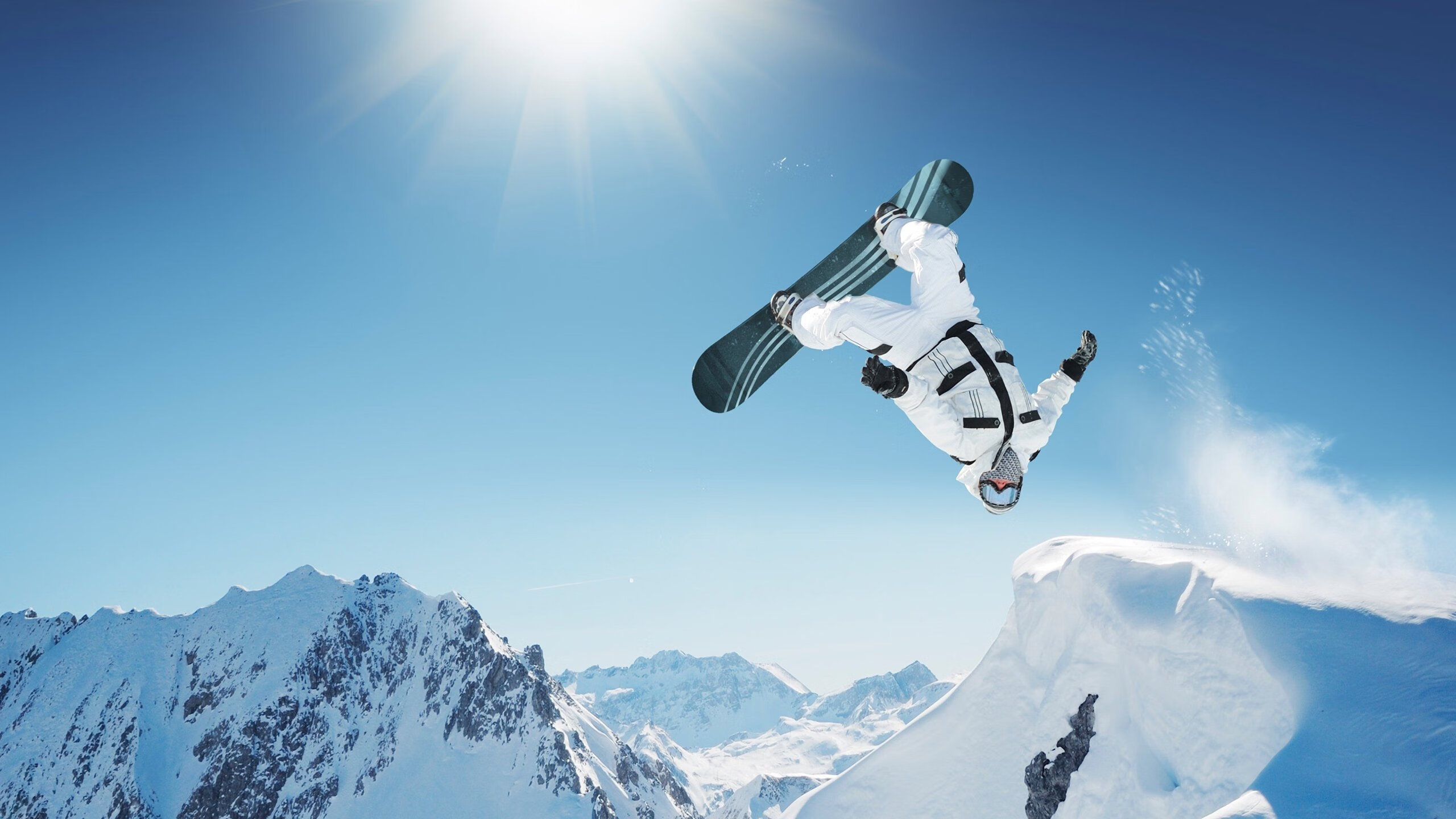 德甲:豪门补强中场,争夺赛季桂冠,德甲豪门足球俱乐部