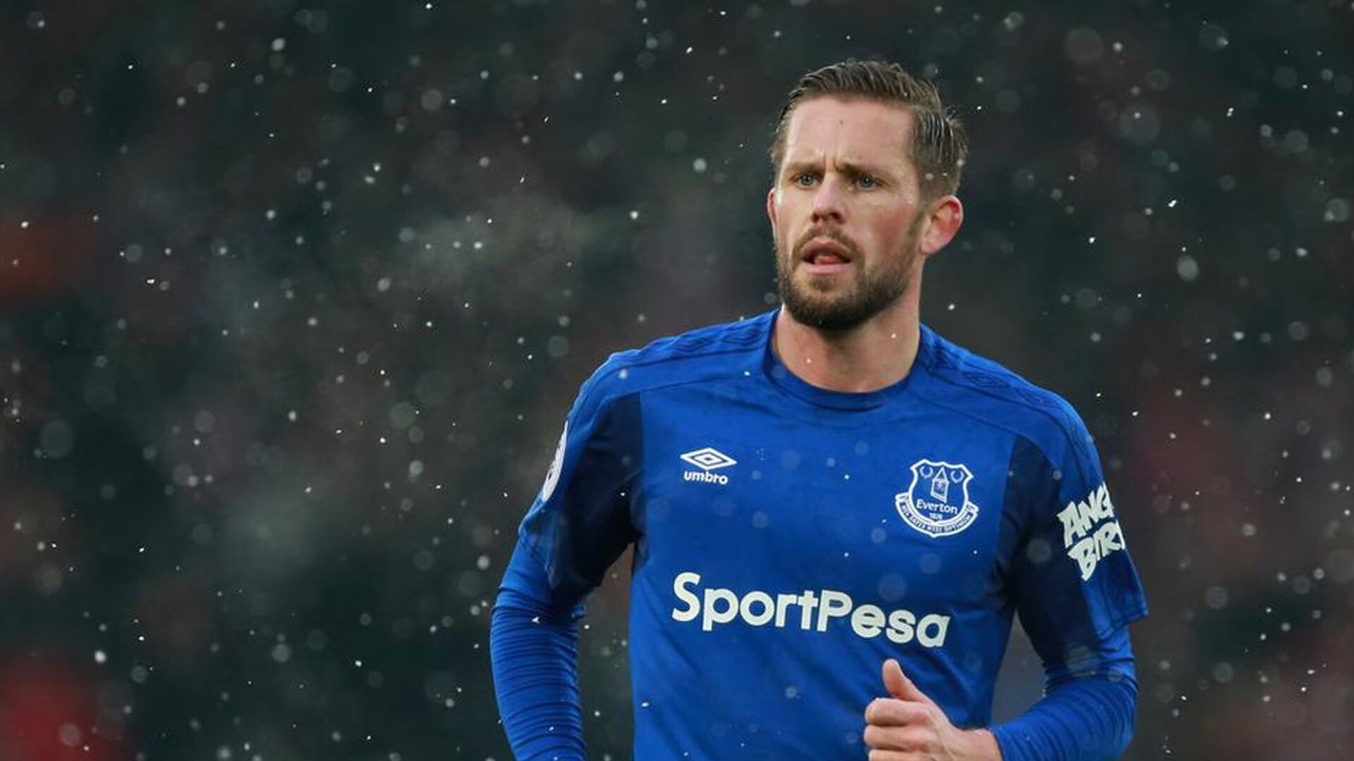 英格兰举办篮球知识讲座，英格兰大赛进球